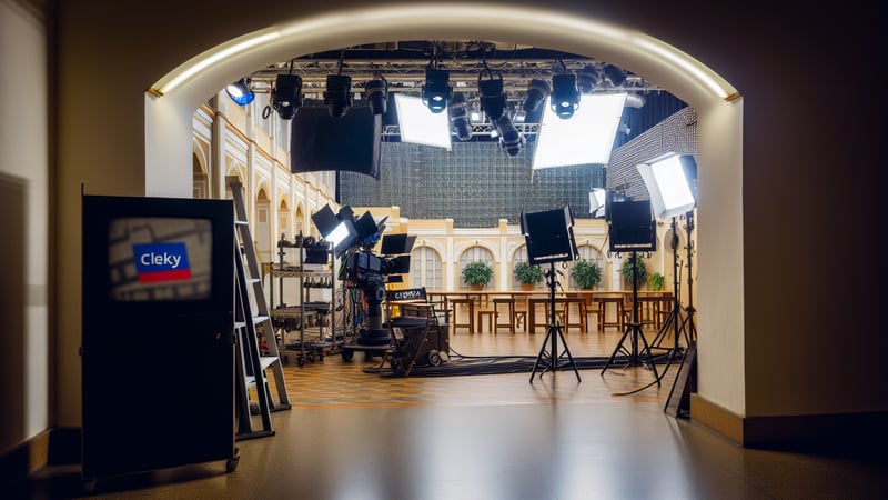 Tajemství televizních show: Co se skrývá za kulisy?