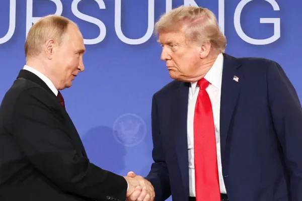 Rusko souhlasí s dodržováním limitů vypršené smlouvy New START, pokud USA udělají totéž