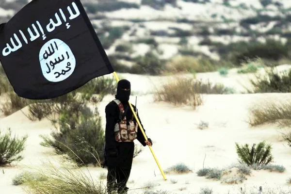 15 zatčených pro podezření z šíření propagandy ISIS na TikToku