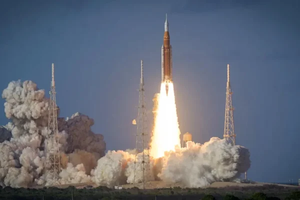 NASA zahajuje misi Artemis II: První pilotovaný oblet Měsíce po 50 letech