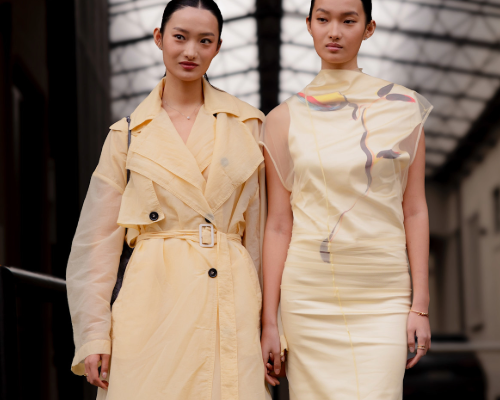 Nordstrom právě přidal tolik skvělých jarních kousků do své výprodejové sekce