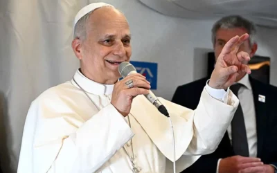 Papež Leo říká, že poznámky o světě ‚zpustošeném hrstkou tyranů‘ nebyly mířeny na Trumpa: zpráva