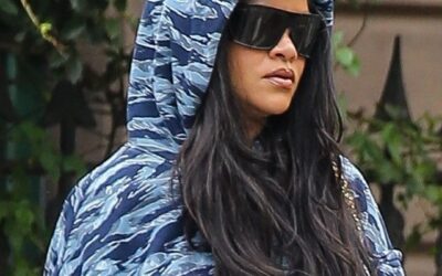 Rihanna kombinuje tygří pruhy s hadími teniskami v novém módním trendu