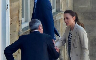 Exkluzivně: Princ William a princezna Kate přivedli Charlotte, ne George, na prohlídku internátní školy Oundle