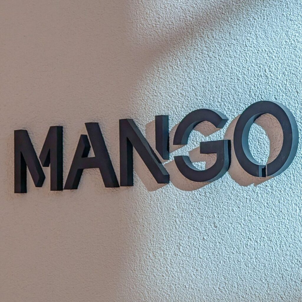 Můžete stále nakupovat v Mango? Co vědět o případu spojeném s rodinou zakladatele