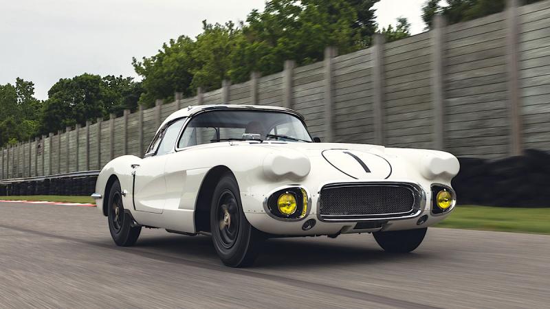 Tato Corvette havarovala