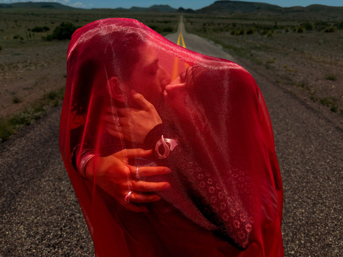 Think Love od Inez a Vinoodh (2025)