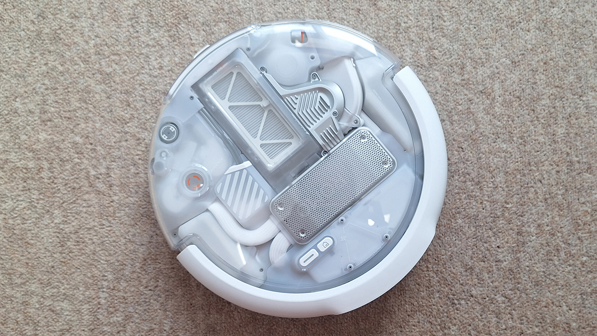 DJI Romo 2 robotický vysavač v domácnosti recenzenta