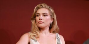 Florence Pugh její