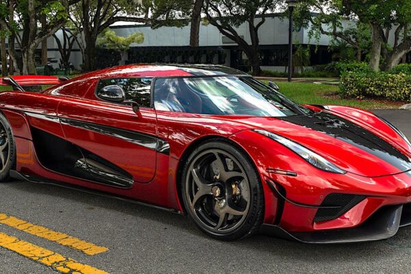 Koenigsegg Regera: Příběh