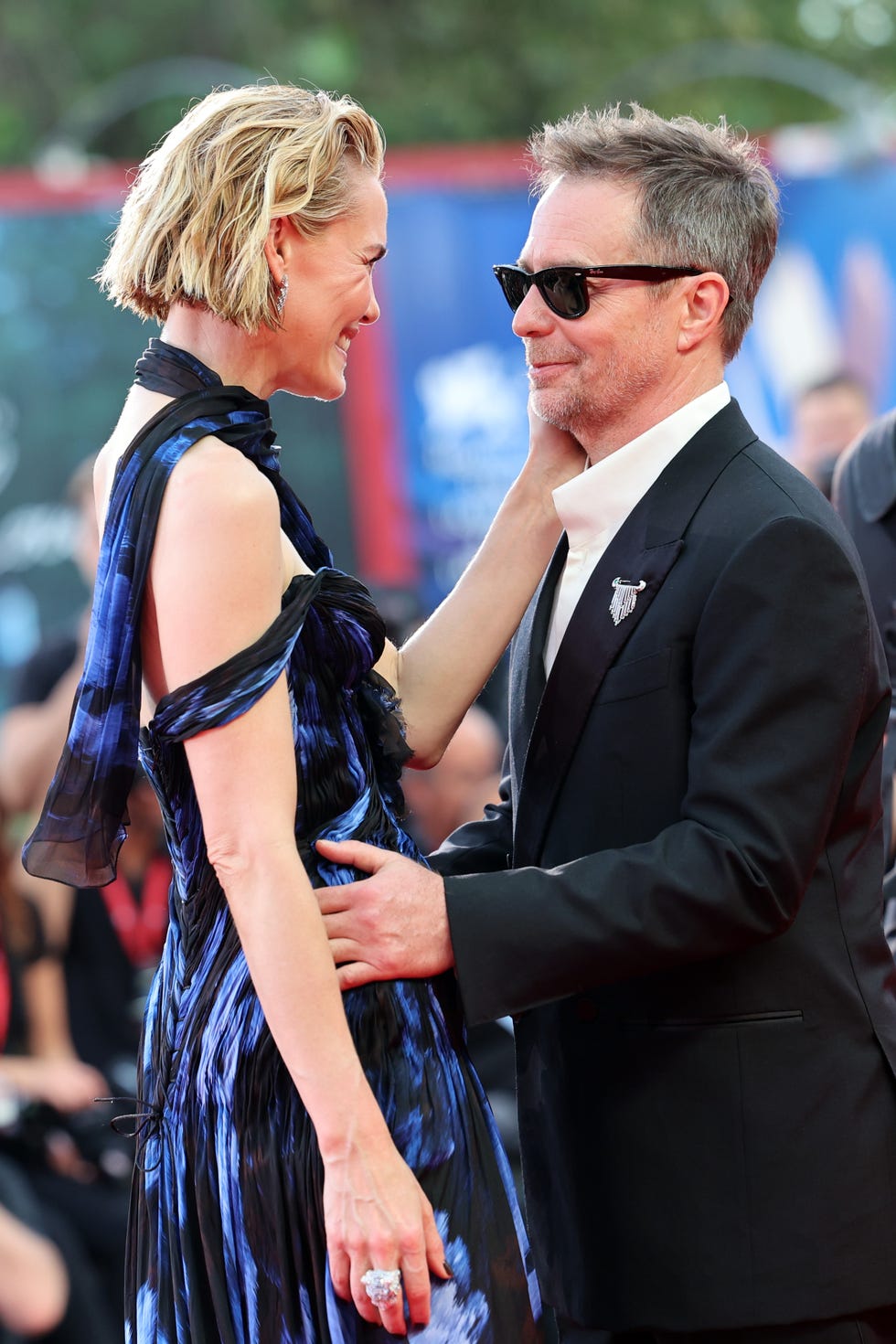Leslie Bibb a Sam Rockwell na projekci filmu Wild Horse Nine během 83. Benátského mezinárodního filmového festivalu v Sala Grande, Benátky, Itálie, 3. září 2026