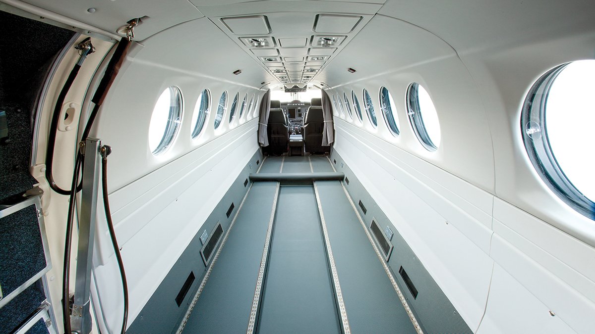 Kabina Beechcraft King Air 360ER jako plátno pro prémiové materiály a vylepšenou technologii.