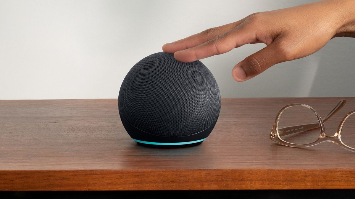 Amazon Echo Dot v domácím prostředí