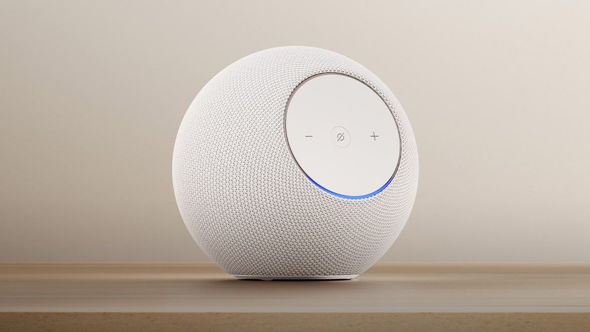Amazon Echo Studio v domácím prostředí