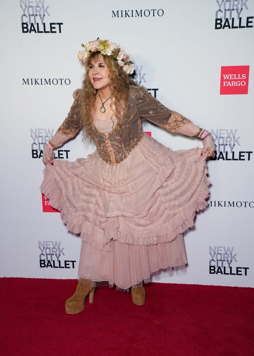 Stevie Nicks na módním galavečeru